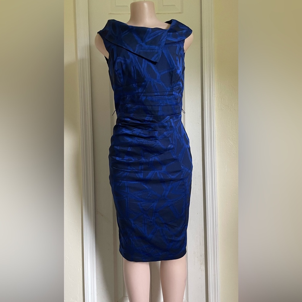 Le Chateau Black Garment